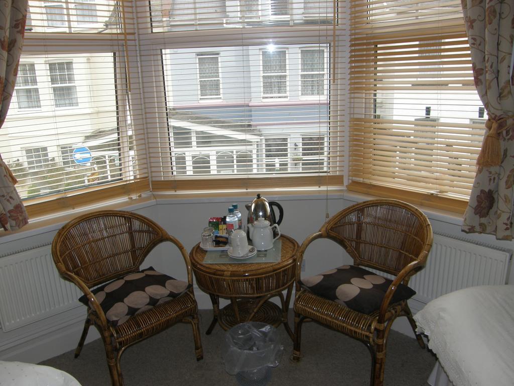 Beach House Bed & Breakfast