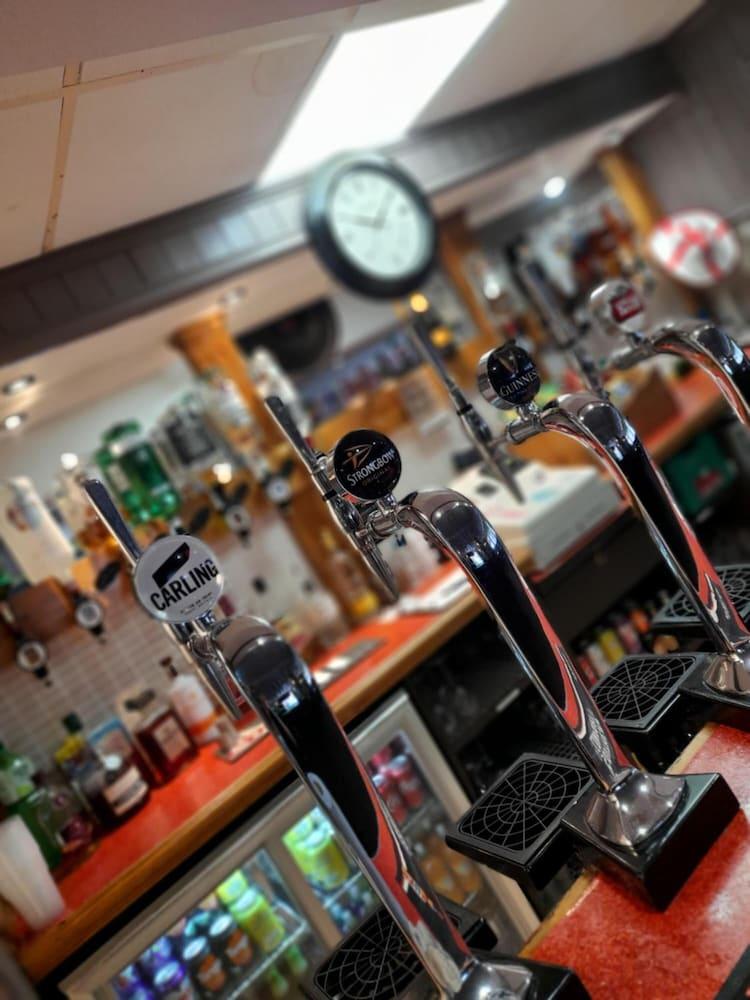 Avenue Club and Lodge