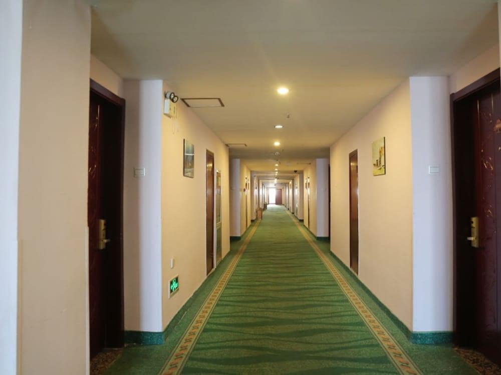 GreenTree Inn Shandong Binzhou Third Huanghe Road Wusi Plaza Express Hotel