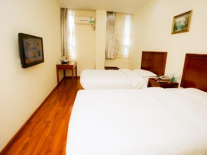 GreenTree Inn Weifang Wanda Plaza Yuhe Road Express Hotel