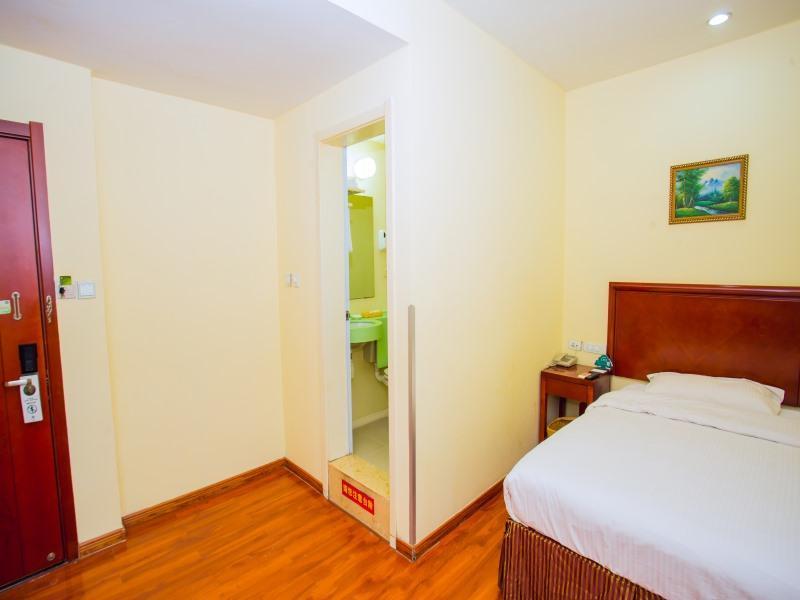 GreenTree Inn Weifang Wanda Plaza Yuhe Road Express Hotel
