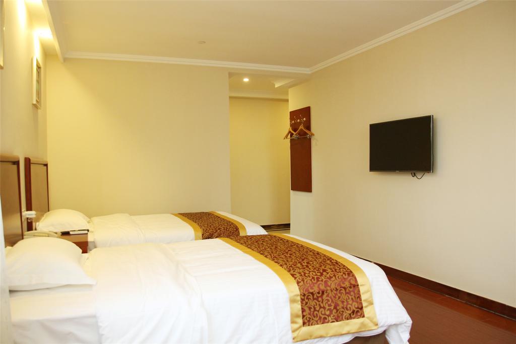 GreenTree Inn AnHui GuangDe ZhongYang LeCheng Business Hotel