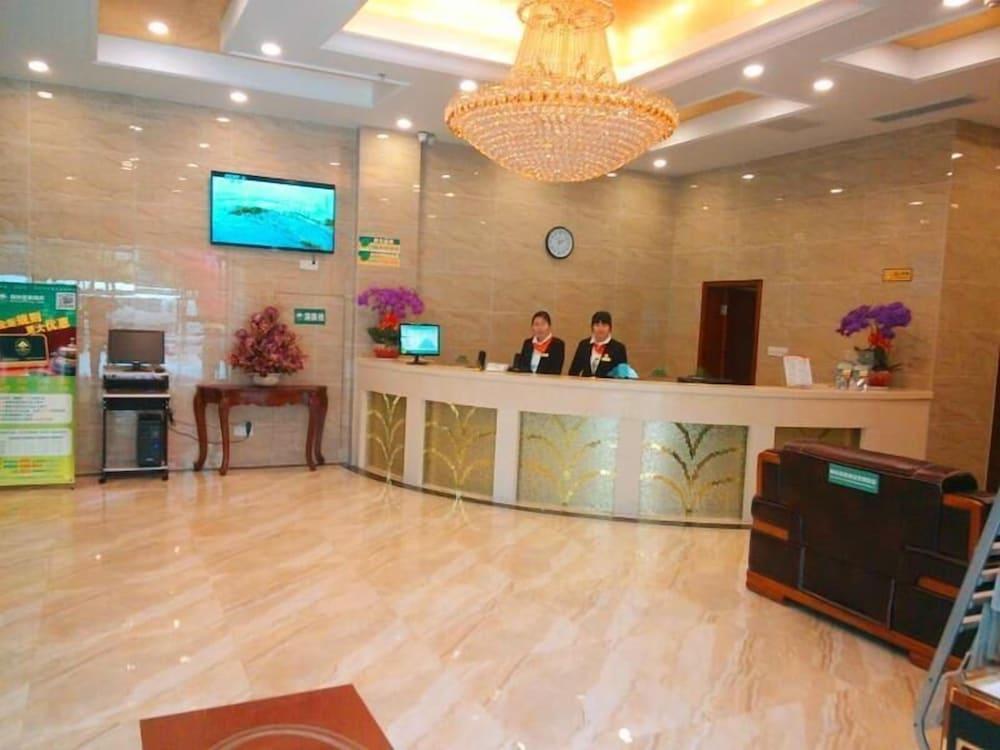 Greentree Inn Wuxi New District North Changjiang Road Jincheng Road Express Hotel