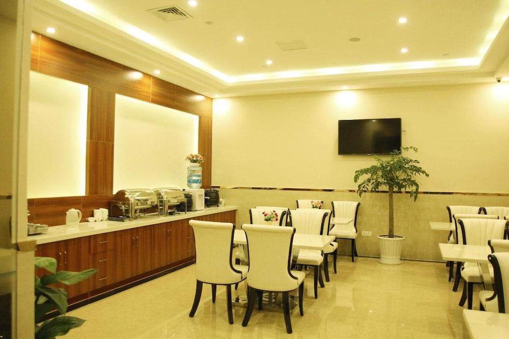 Greentree Inn Wuxi New District North Changjiang Road Jincheng Road Express Hotel