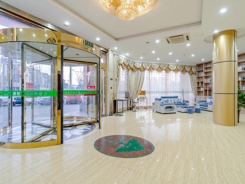 GreenTree Inn Hefei Lujiang Yulongwan Express Hotel