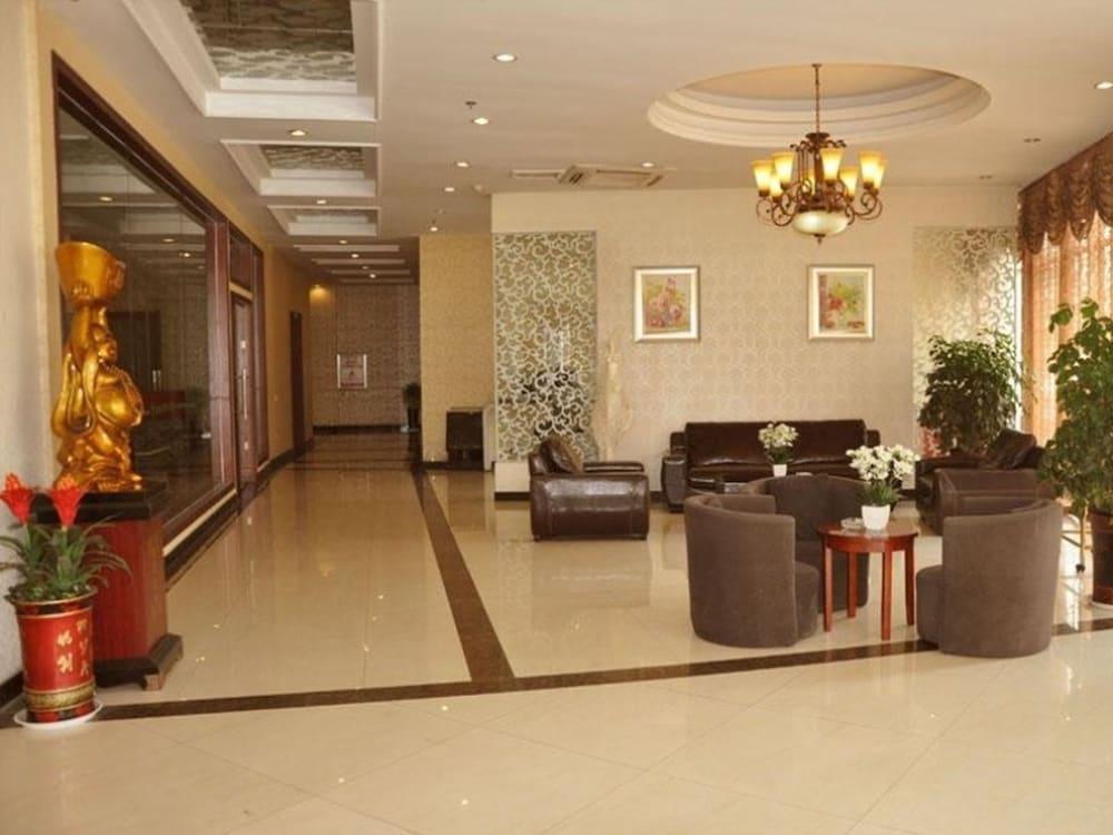 GreenTree Inn ShanDong LinYi LinXi No.11 Road Express Hotel