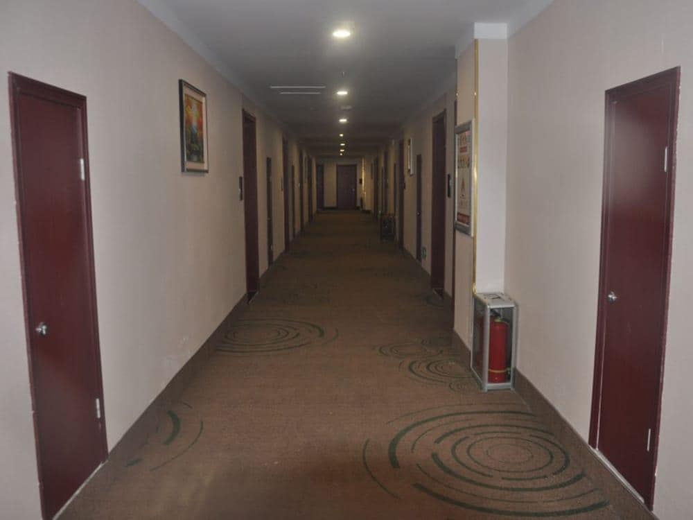 GreenTree Inn ShanDong LinYi LinXi No.11 Road Express Hotel