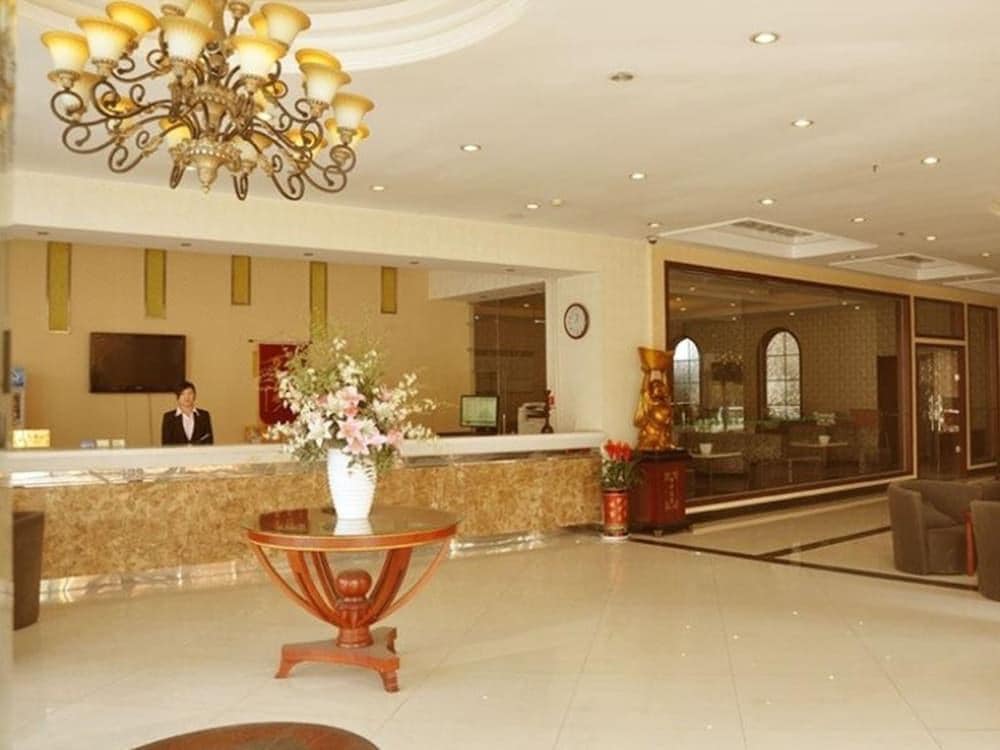 GreenTree Inn ShanDong LinYi LinXi No.11 Road Express Hotel