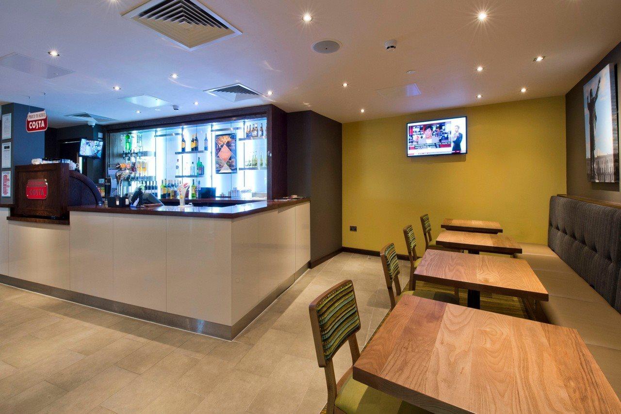 Premier Inn Cheltenham Town Centre