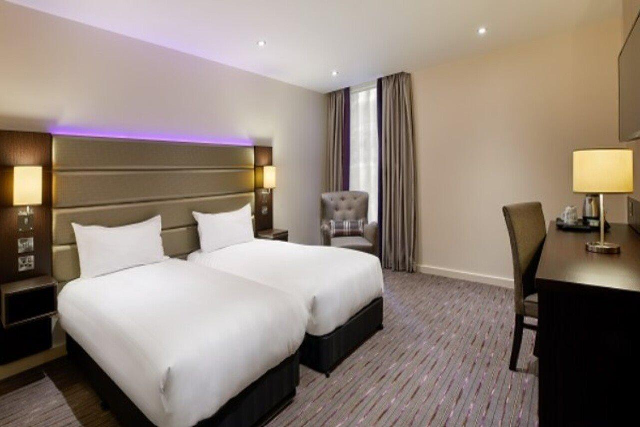 Premier Inn Cheltenham Town Centre