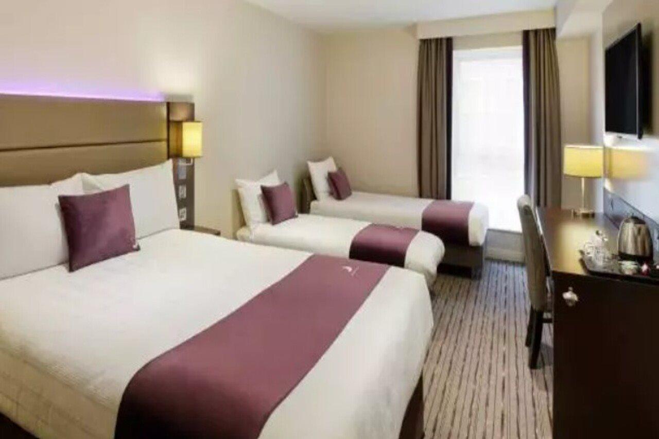 Premier Inn Cheltenham Town Centre
