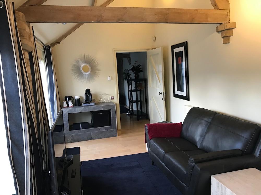 Hemples Lodge