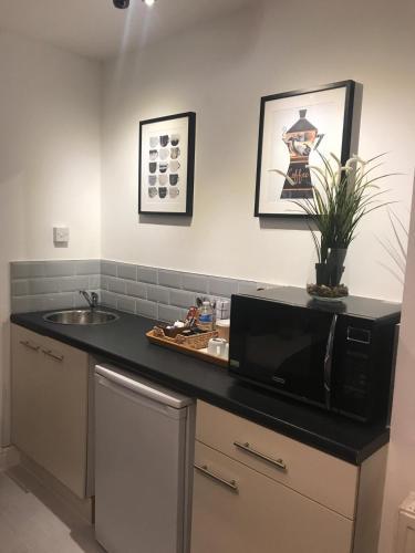 Holcombe House Aparthotel