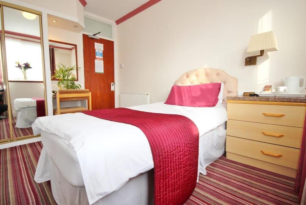 Brig Inn Hotel