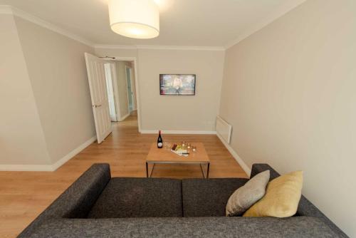 PREMIER SUITES Reading