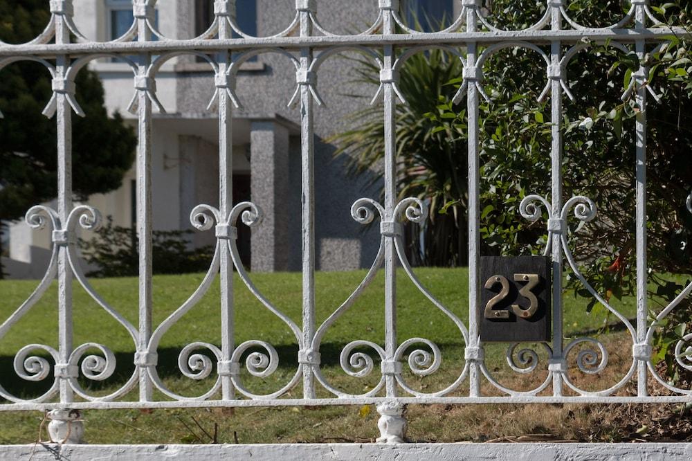 23@Hillsborough Road B&B
