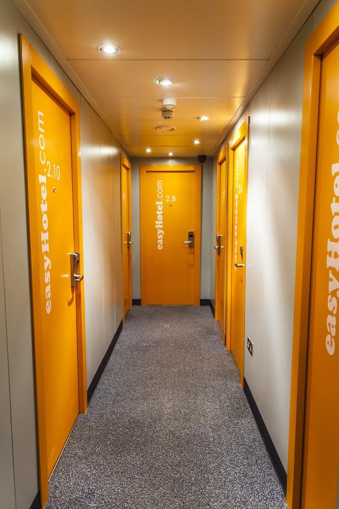 easyHotel Edinburgh