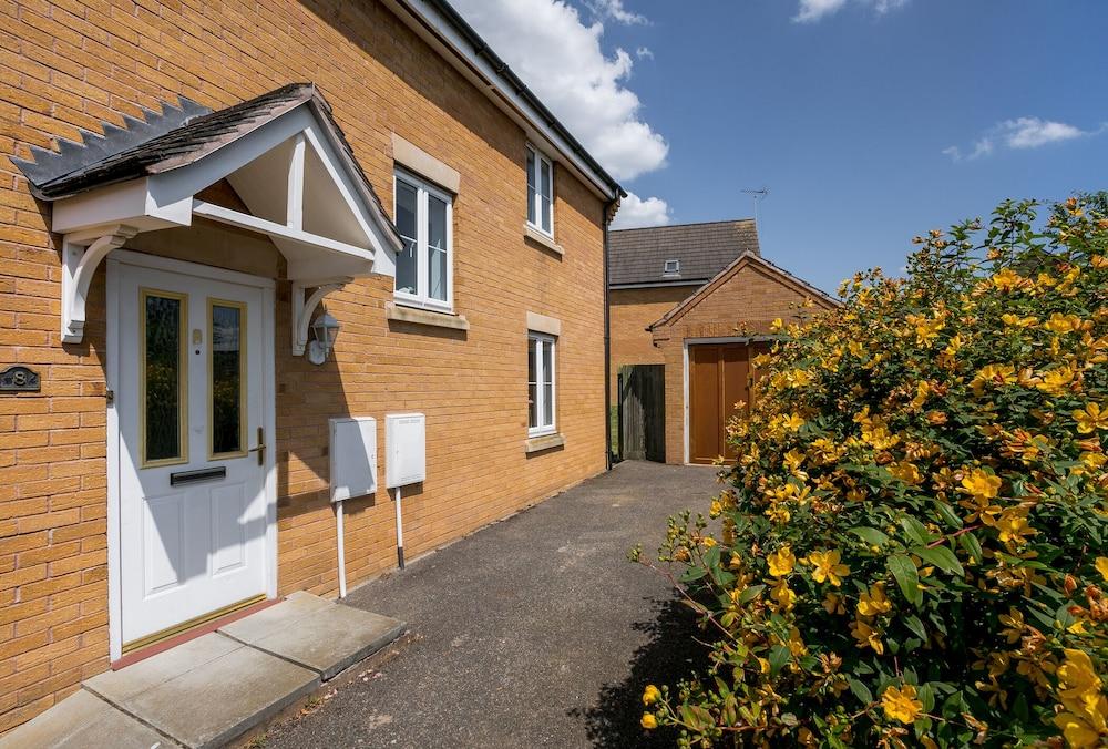 Kvm Highclere House