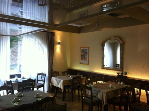 Tauberhotel Kette