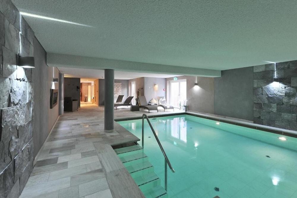 Hotel Strand am Konigshafen