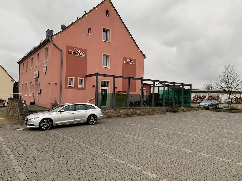 Gasthaus am Flughafen