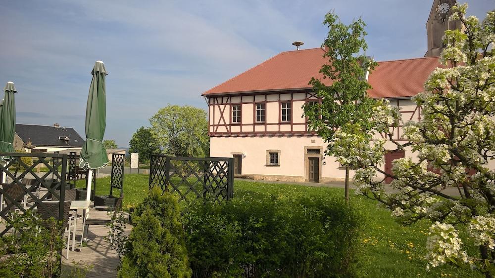 Hotel Garni Schloss Schonberg