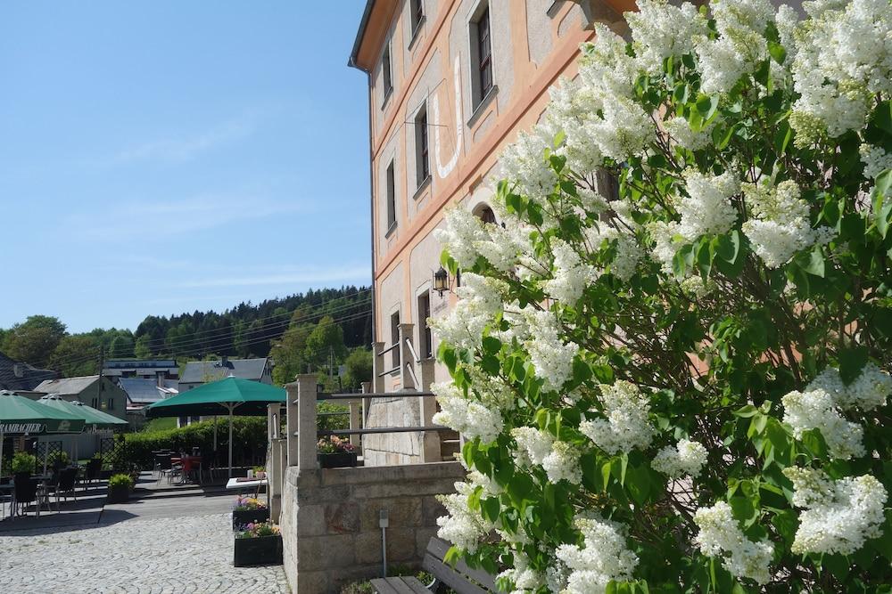 Hotel Garni Schloss Schonberg