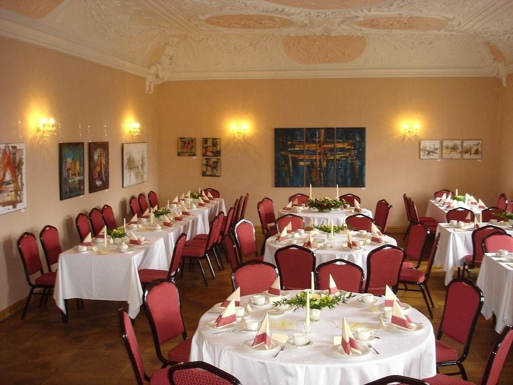 Hotel Garni Schloss Schonberg