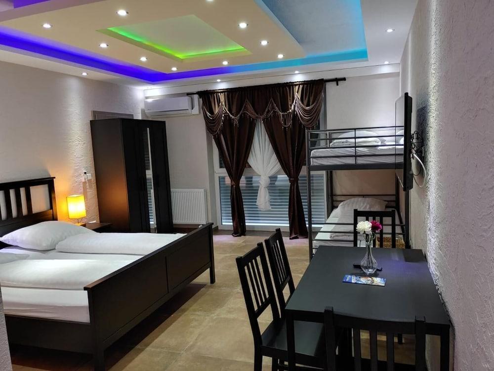 Hotel Babylon