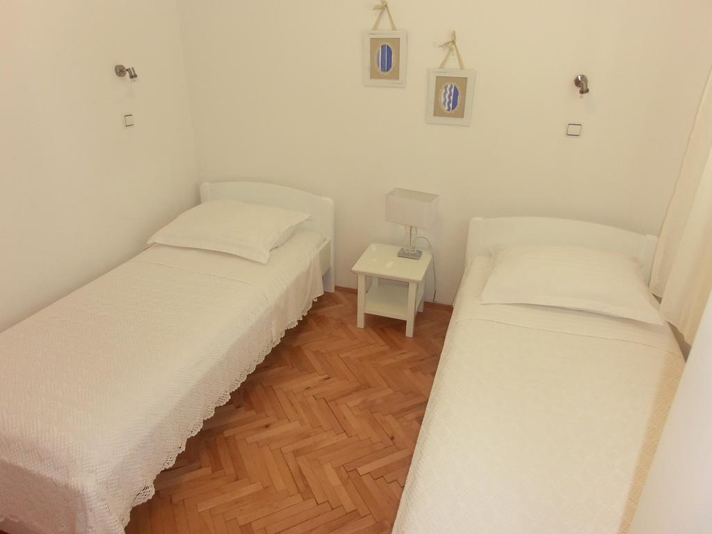 Apartments Ana