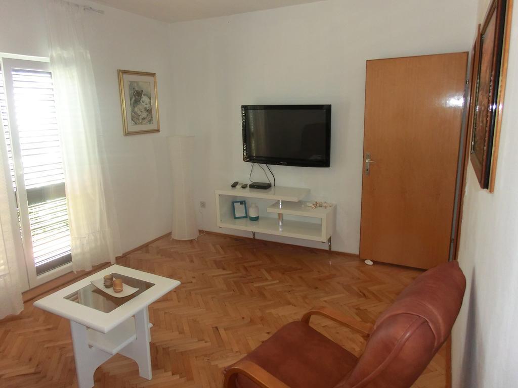 Apartments Ana