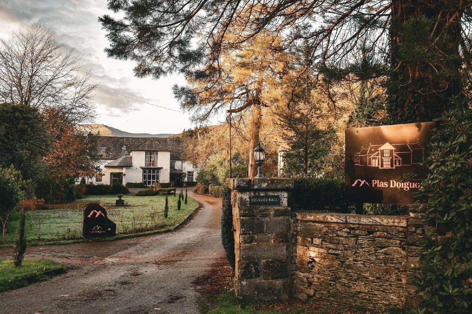 Plas Dolguog Hotel