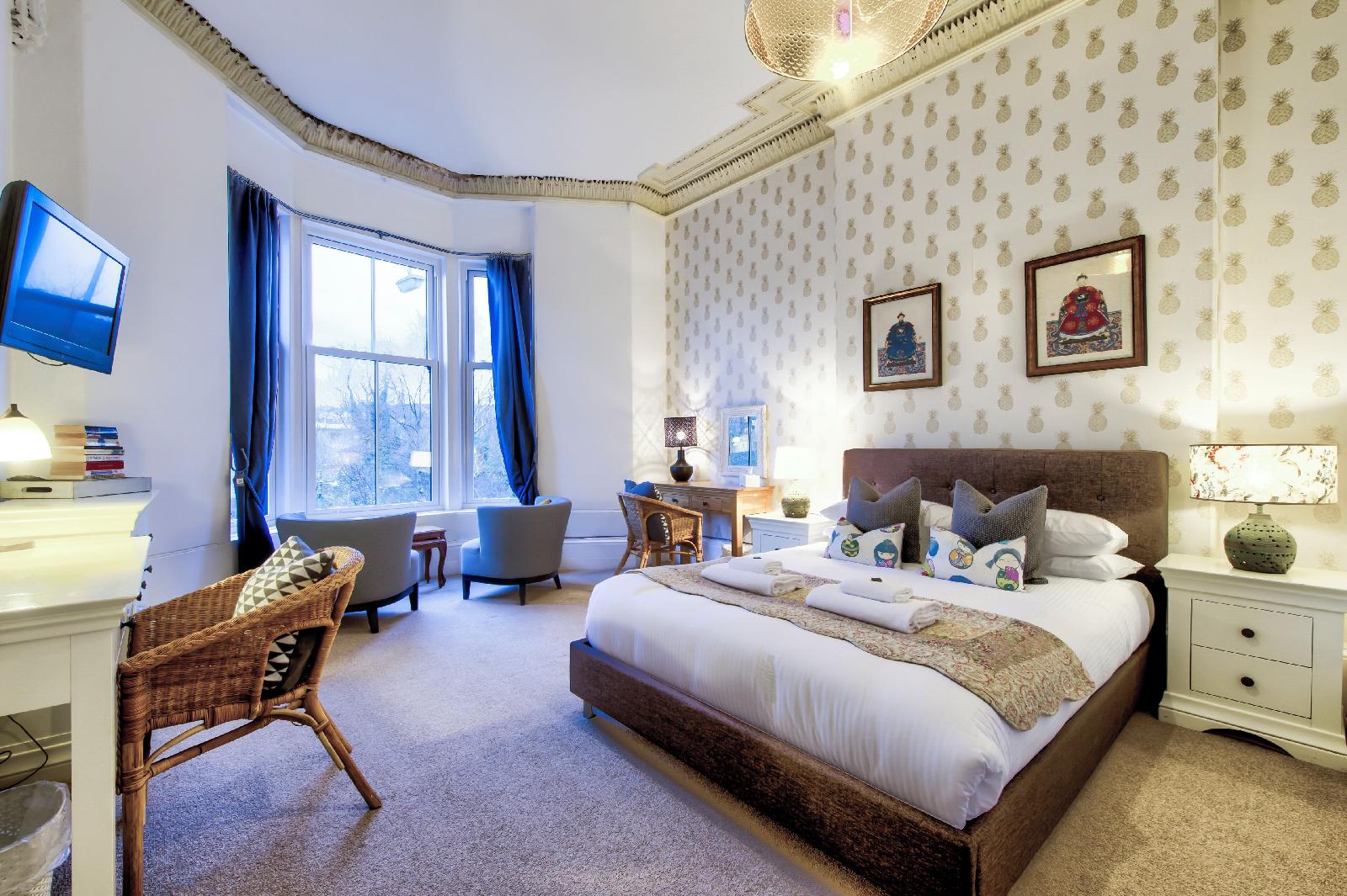 Amadeus Serviced Apartments