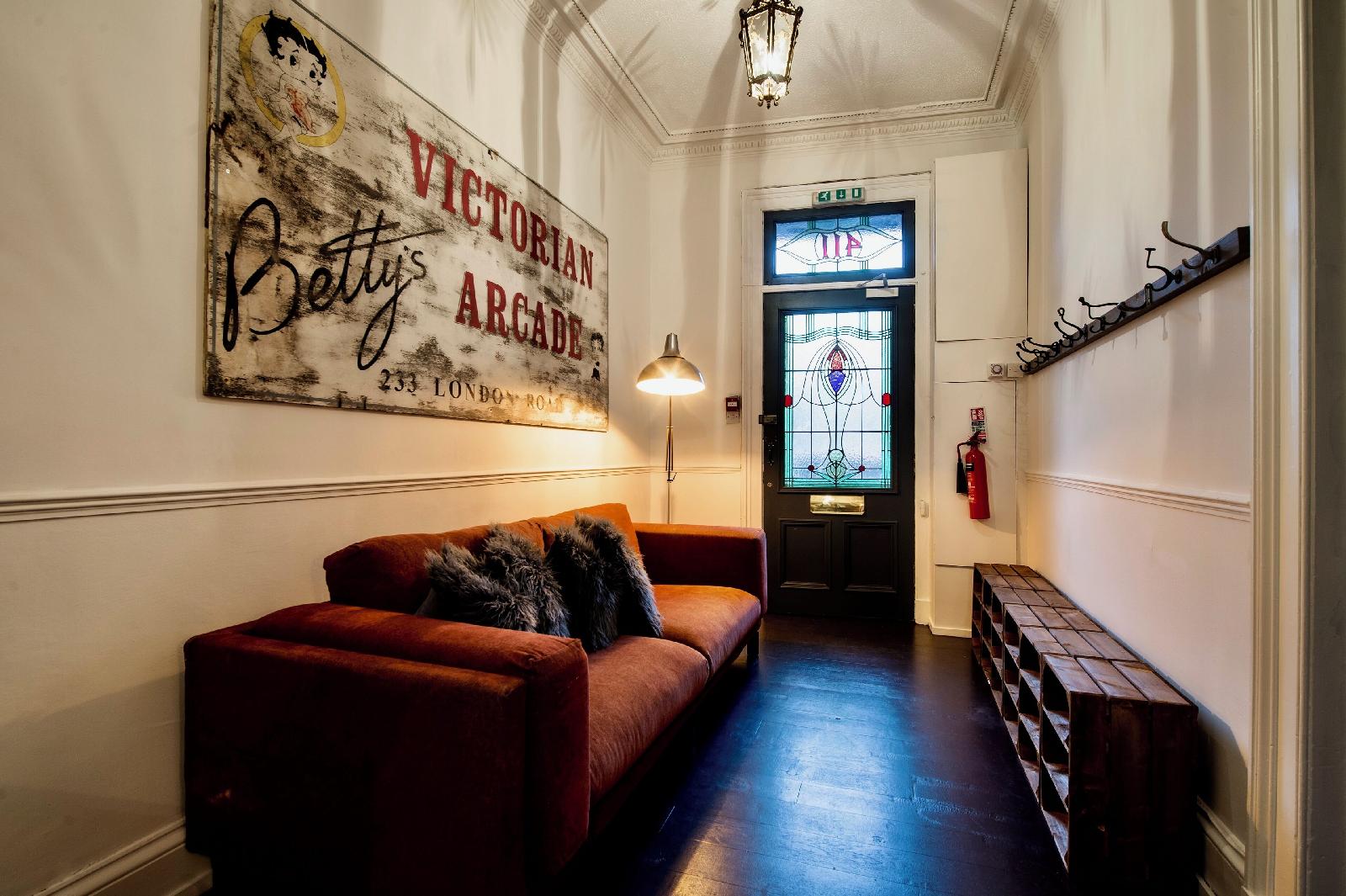 Amadeus Serviced Apartments