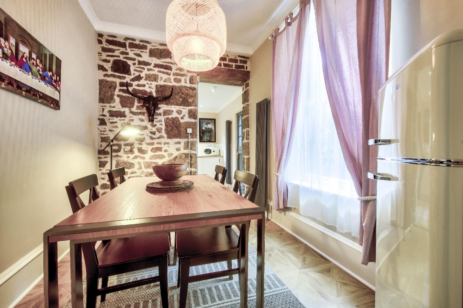 Amadeus Serviced Apartments