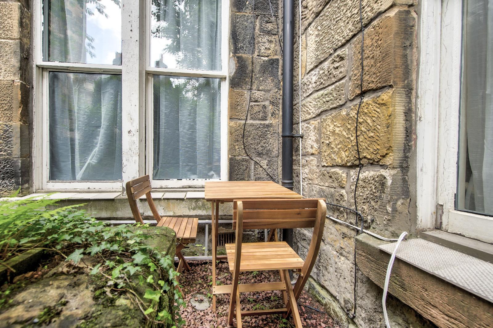 Amadeus Serviced Apartments