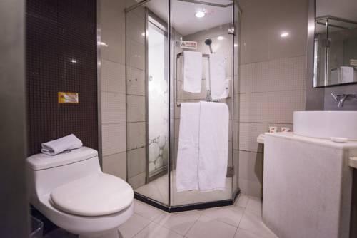 Motel 168 Shanghai South Railway Station