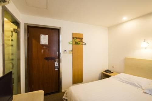 Motel 168 Shanghai South Railway Station