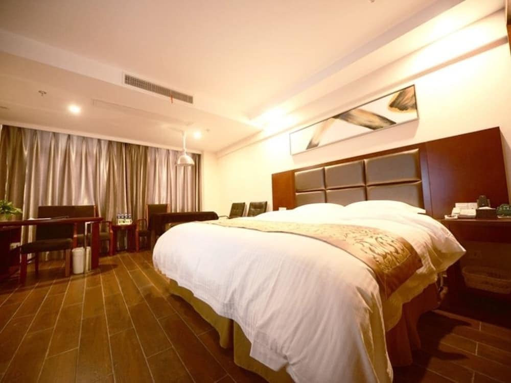 GreenTree Inn Xuancheng Ningguo City East Ningyang Road RT Mart Express Hotel
