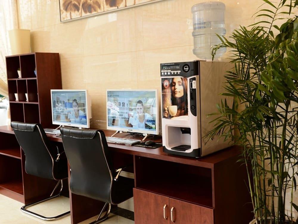 GreenTree Inn Xuancheng Ningguo City East Ningyang Road RT Mart Express Hotel
