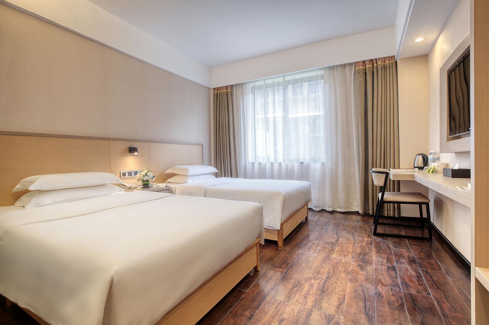 Guilin Zheng Yang Inn