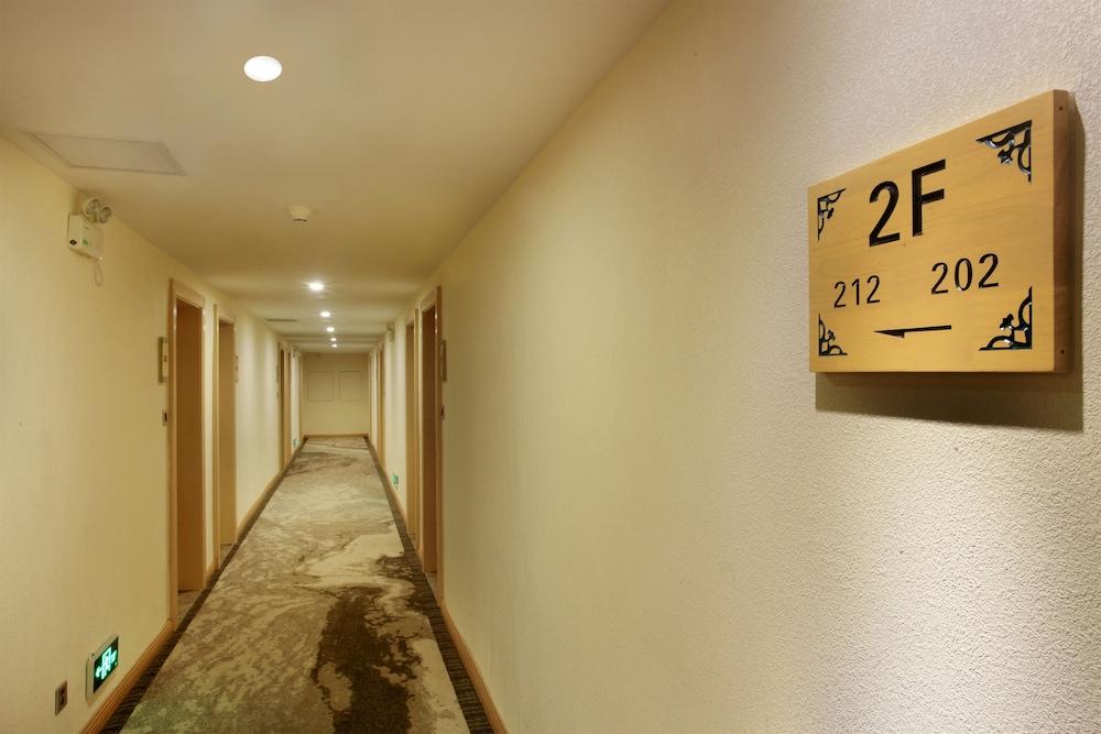 Guilin Zheng Yang Inn