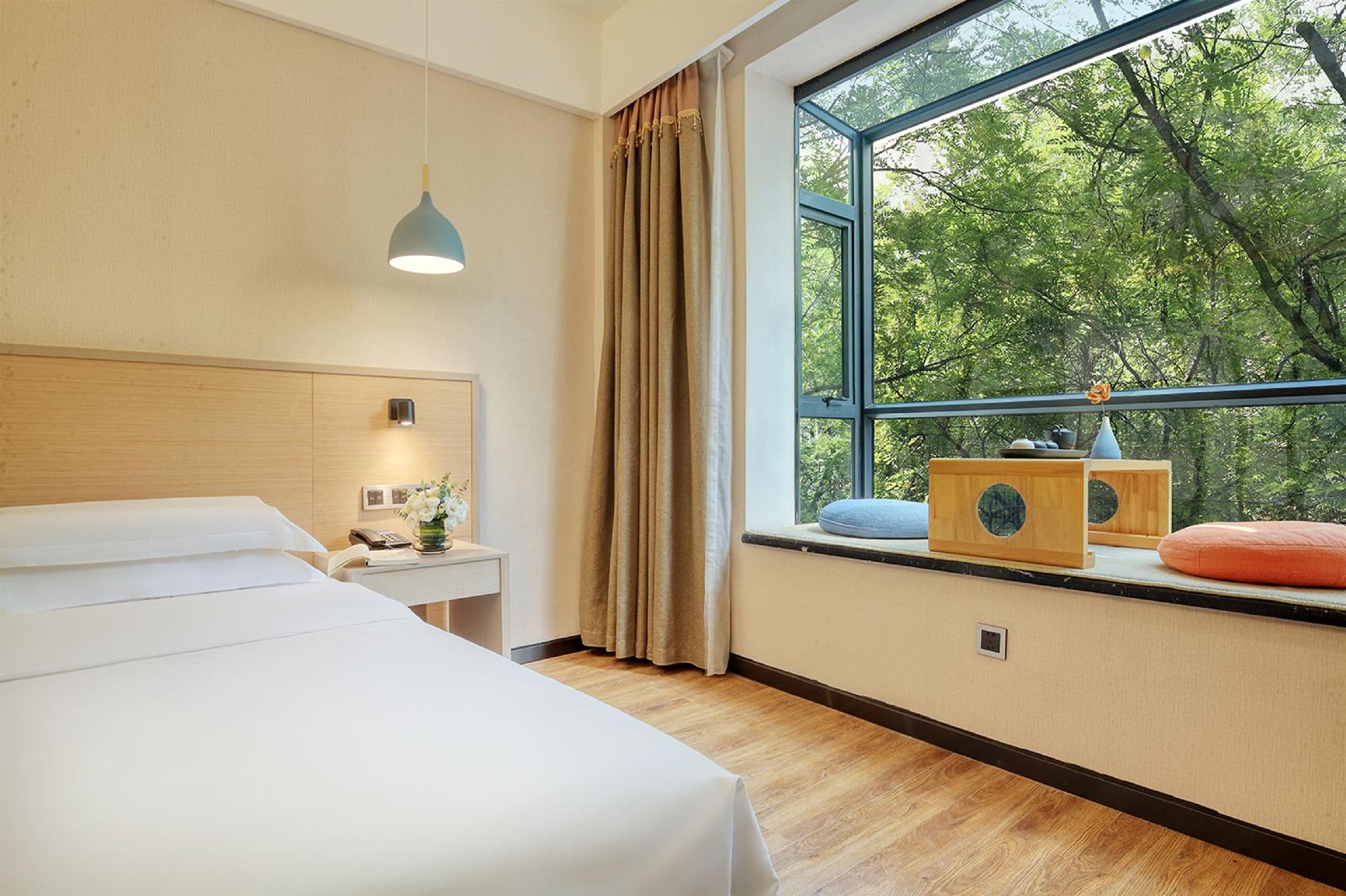 Guilin Zheng Yang Inn