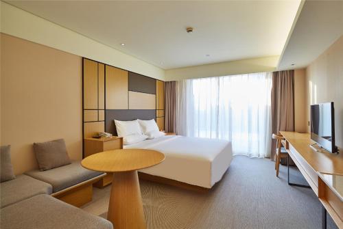 JI Hotel Xuzhou Pengcheng Square