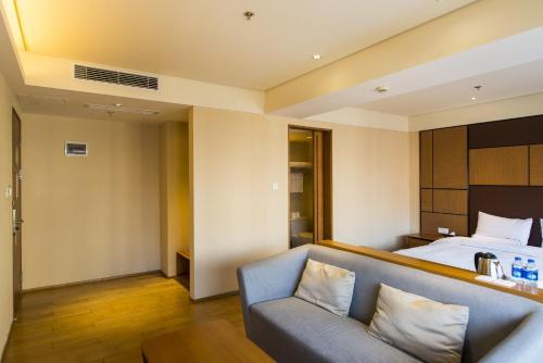 JI Hotel Xuzhou Pengcheng Square