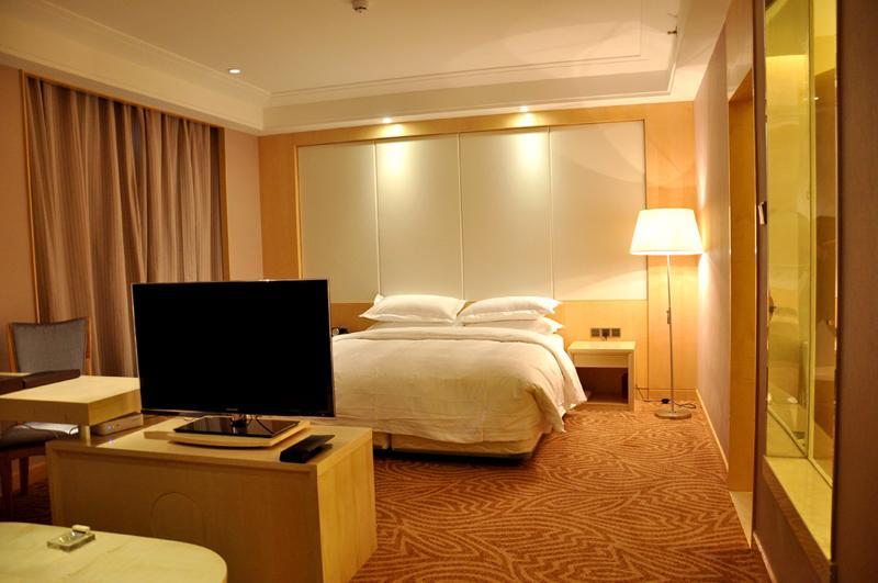 Jinghang Holiday Hotel