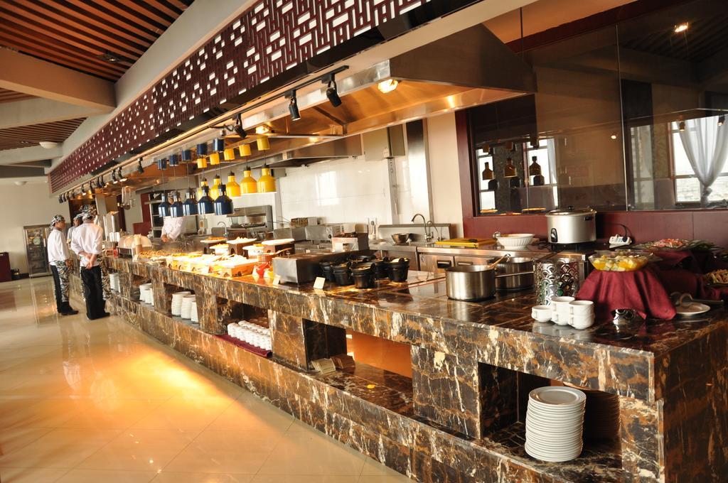 Jinghang Holiday Hotel