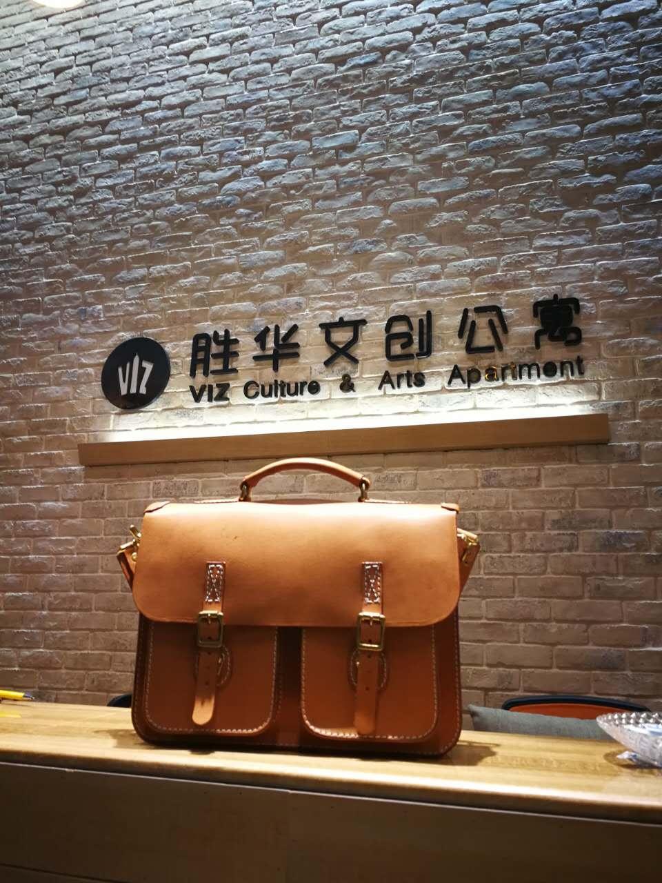 VIZ Culture & Arts Apartment