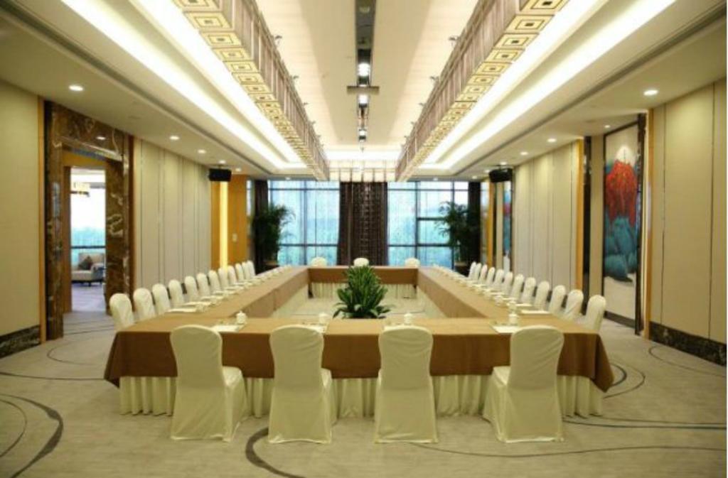 Empark Hotel Fuzhou Exhibition Centre