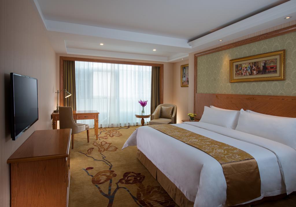Vienna Hotel Haining Yancang